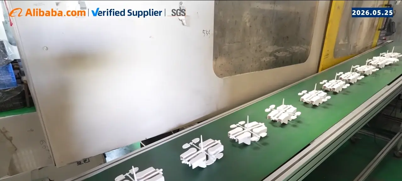Injection-molded baby gate components moving from production at Jinlang